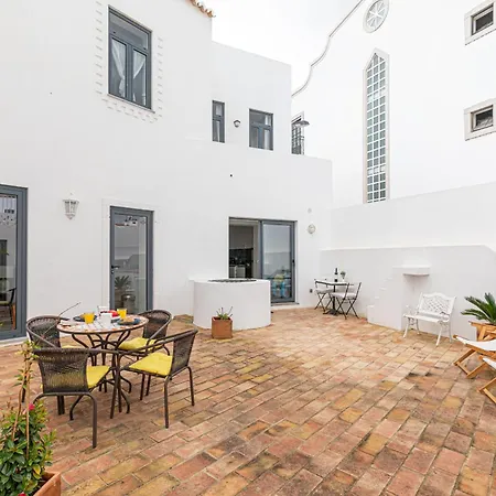 Casa Laurence-cozy 1 Bed House W Outside Terrace *