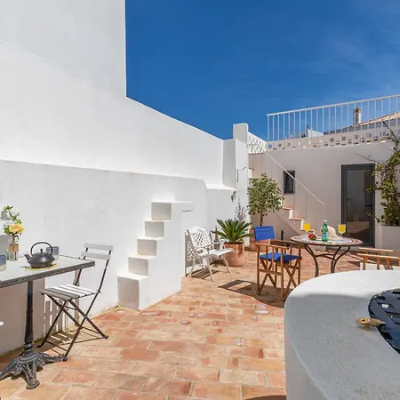 Casa Laurence-cozy 1 Bed House W Outside Terrace Apartment *