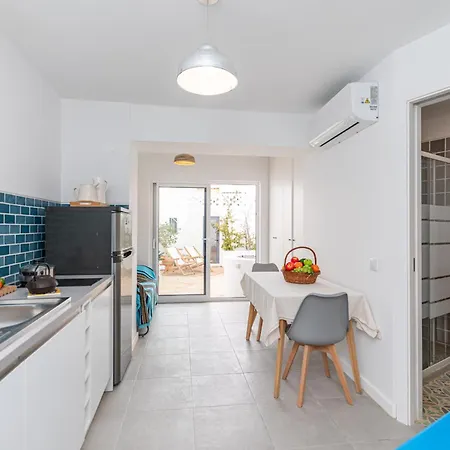 Apartment Casa Laurence-cozy 1 Bed House W Outside Terrace Tavira