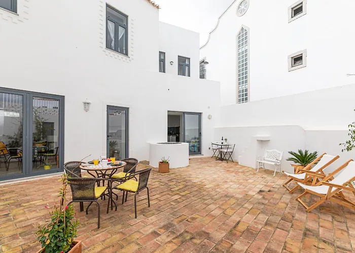 Casa Laurence-cozy 1 Bed House W Outside Terrace *