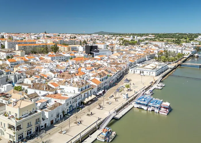 Casa Laurence-cozy 1 Bed House W Outside Terrace Apartamento Tavira