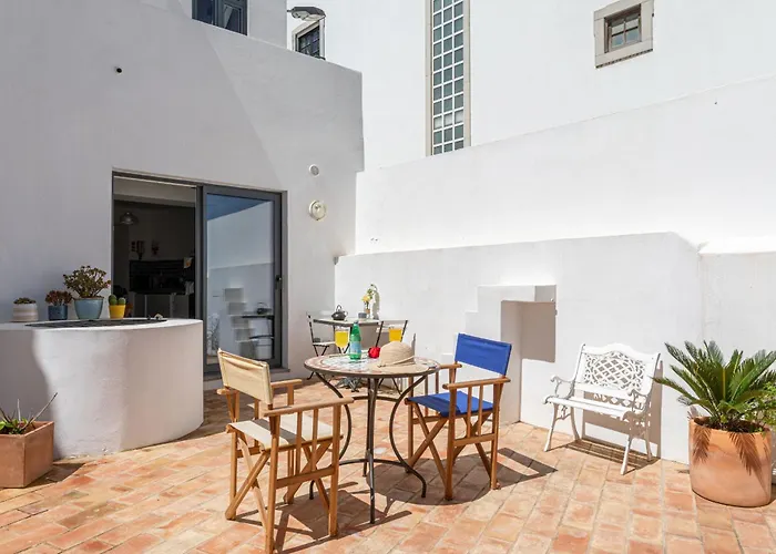 Casa Laurence-cozy 1 Bed House W Outside Terrace Apartamento